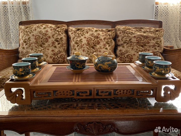 Китайский чайный столик с сервизом