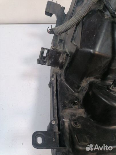 Фара галогеновая передняя правая Nissan X Trail 2