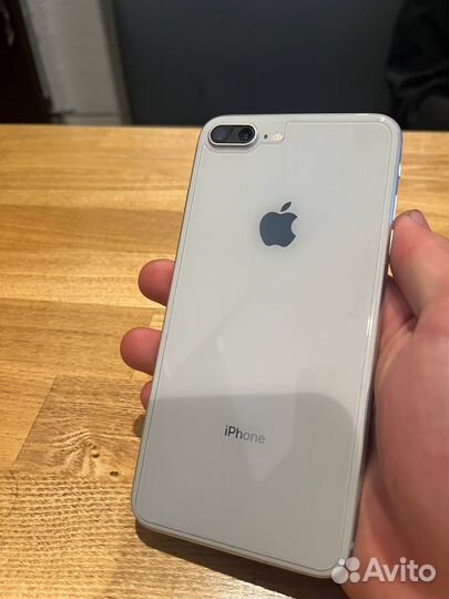 iPhone 8 Plus, 64 ГБ