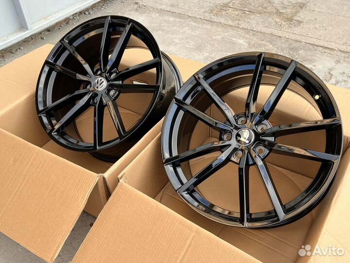 Диски R*18/5x112 Pretoria VW Golf,Octavia,Superb