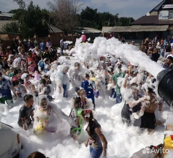 Пенная вечеринка, пенная пушка, аниматор