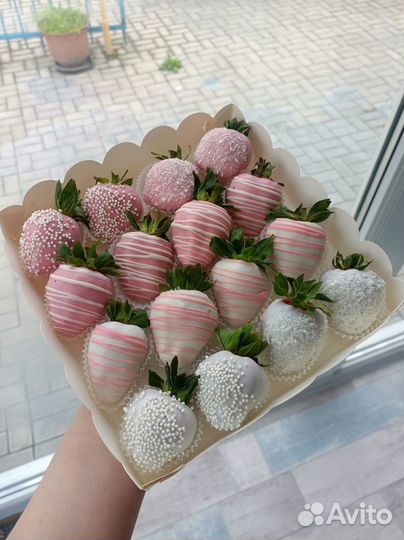 Наборы из свежей клубники в шоколаде Краснодар