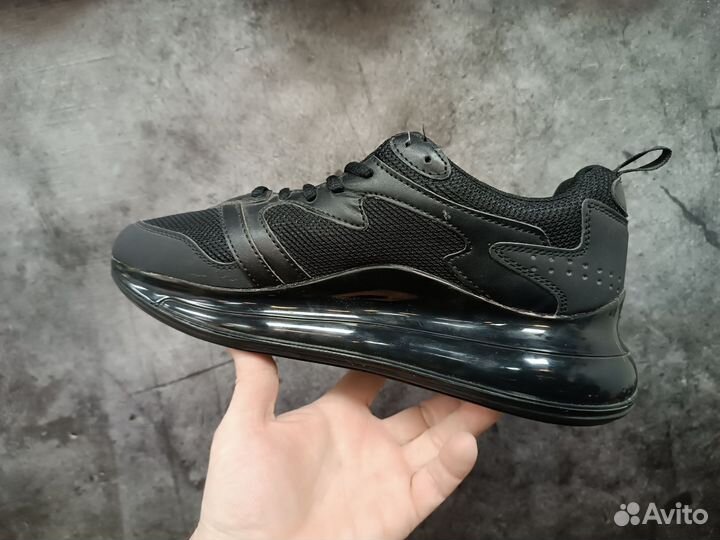 Кроссовки Nike air max 720 черные