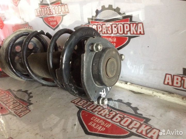 Стойка передняя правая Toyota Carina AT211 7AFE