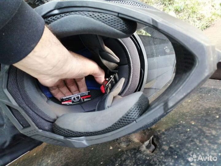 Шлем для квадроцикла и мапеда