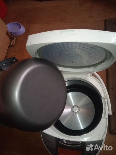 Мультиварка polaris pmc 0515AD