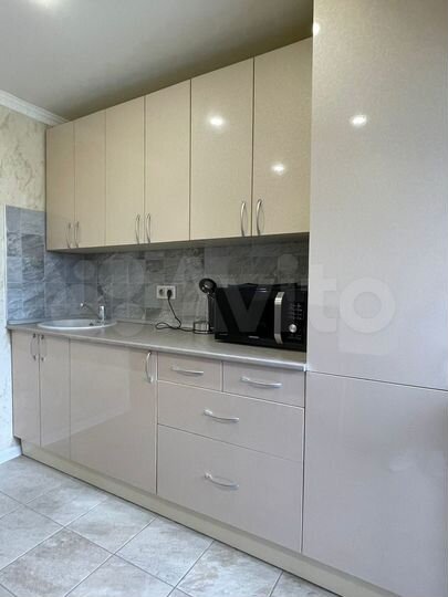 1-к. квартира, 42 м², 3/5 эт.