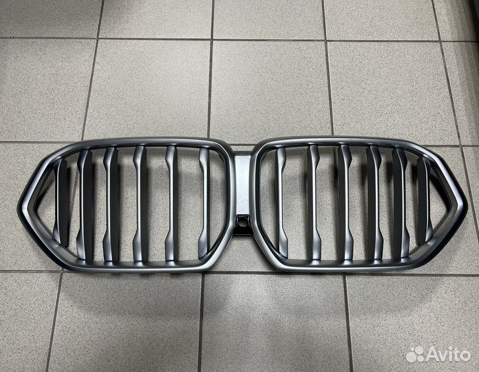 Решетка радиатора X6 G 06