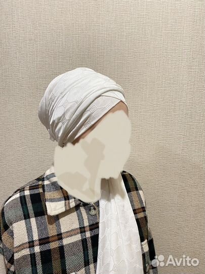 Платки, шапочки, палантин