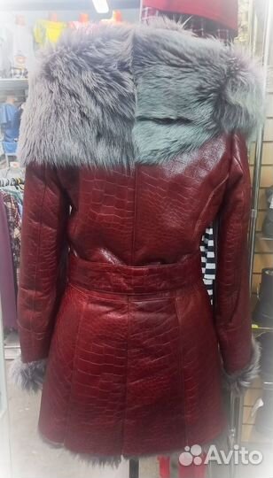 Продам стильную и теплую натуральную женскую дубле