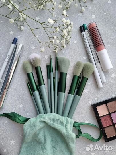 Кисти для макияжа