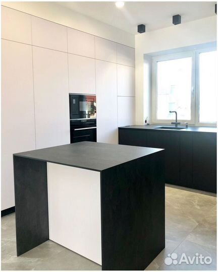 Кухня на заказ Бернардо