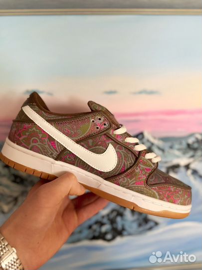 Nike dunk low paisley brown