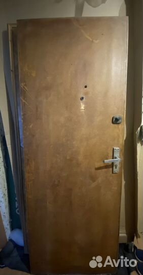 Дверь входная деревянная бу