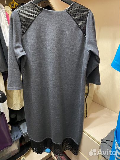 Женская одежда размер50 (Платье,юбка,блузки,халат)