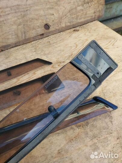 Дефлекторы окон (ветровики) Toyota Prius 2 NHW20