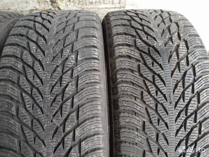 Nokian Tyres Hakkapeliitta R3 SUV 285/45 R21 113T