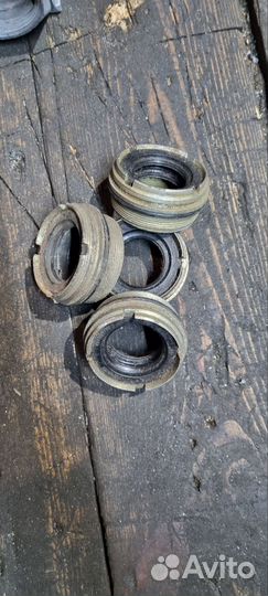 Запчасти на мотоцикл Урал