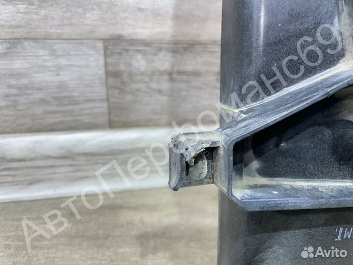 Диффузор радиатора двигателя Kia Ceed 1 2006-2012