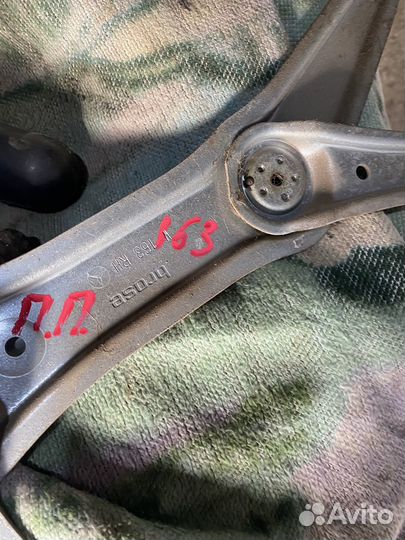 Мерседес ML W163 передний правый стеклоподъемник