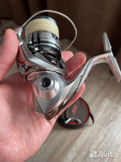 Катушка shimano stradic 19 2500HG