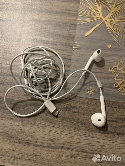 Наушники apple earpods lightning
