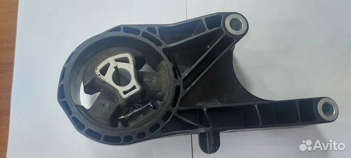Опора двигателя перед 684216 opel astra J 06, casc