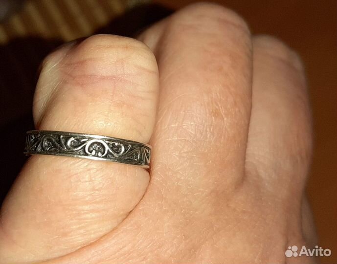 Серебряное кольцо