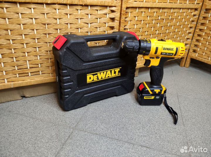 Шуруповерт ударный Dewalt 18v