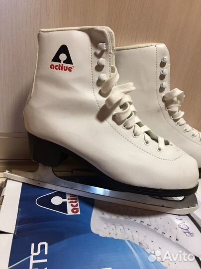Коньки фигурные active 38 размер белые