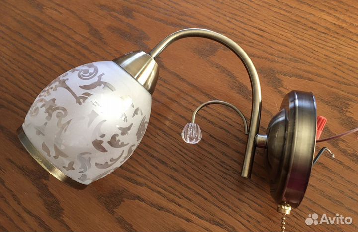 Настенный светильник бра