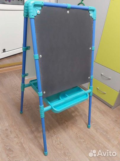 Мольберт детский, с магнитами