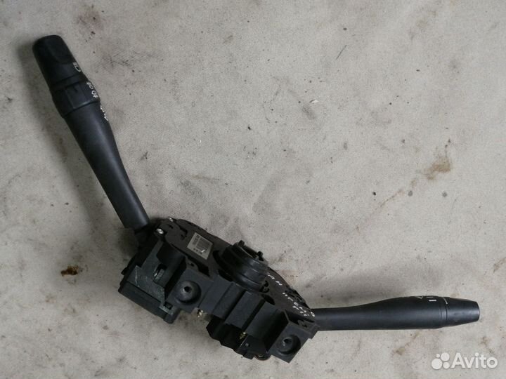 Блок подрулевых переключателей Nissan Primera 2000