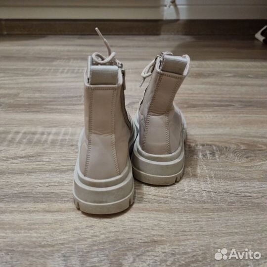 Ботинки демисезонные для девочки 31 размер