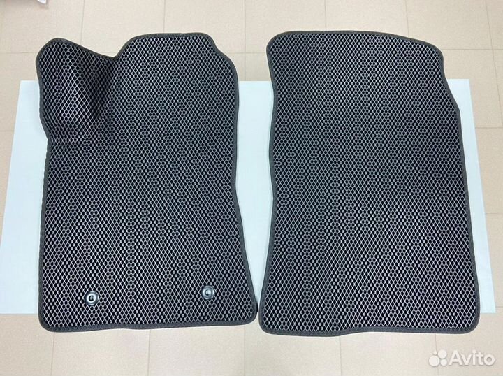 Коврики EVA на Toyota Avensis 2 T250