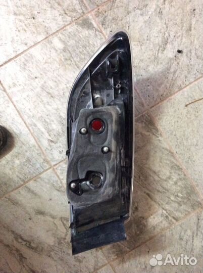 Фонарь наружный правый Mazda 3