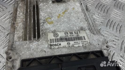 Блок управления двс volkswagen touareg 7L (COL10PC