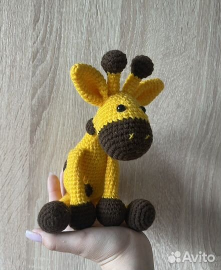 Вязаные игрушки жираф