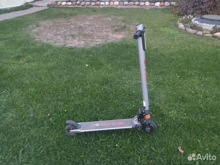 Самокат взрослый электрический бу