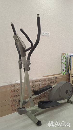 Кардио Эллиптический тренажер