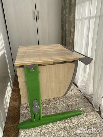 Стол,парта со стулом растущая
