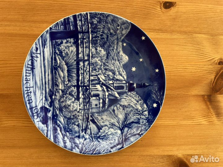 Тарелка настенная