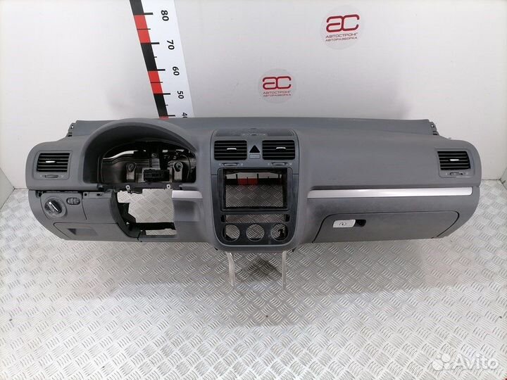 Торпедо (панель передняя) для Volkswagen Golf 5