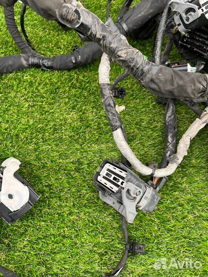 Проводка подкапотная Ford Explorer 6 U625 2020