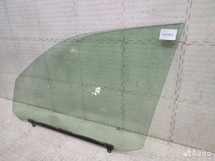 Стекло двери переднее левое Lexus Lx570 J200