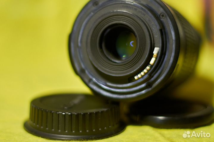 Объектив Canon EF-S 55-250mm f/4.0-5.6 IS II