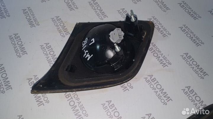 Фонарь внутренний Mazda 3 BK мазда