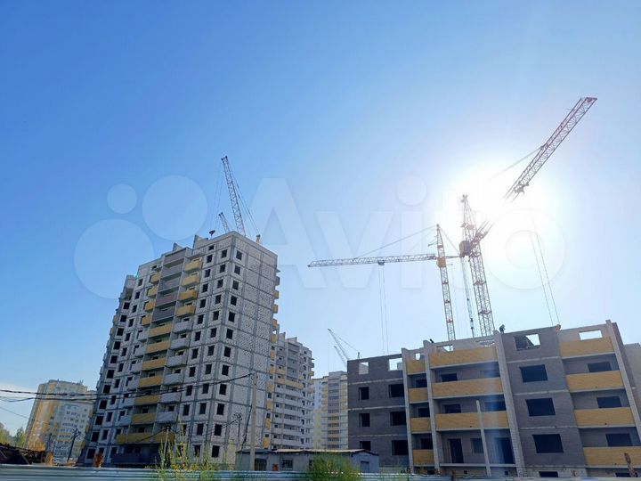 2-к. квартира, 65 м², 2/14 эт.