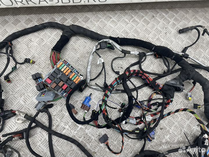 Проводка моторного отсека Iveco Daily E6 14