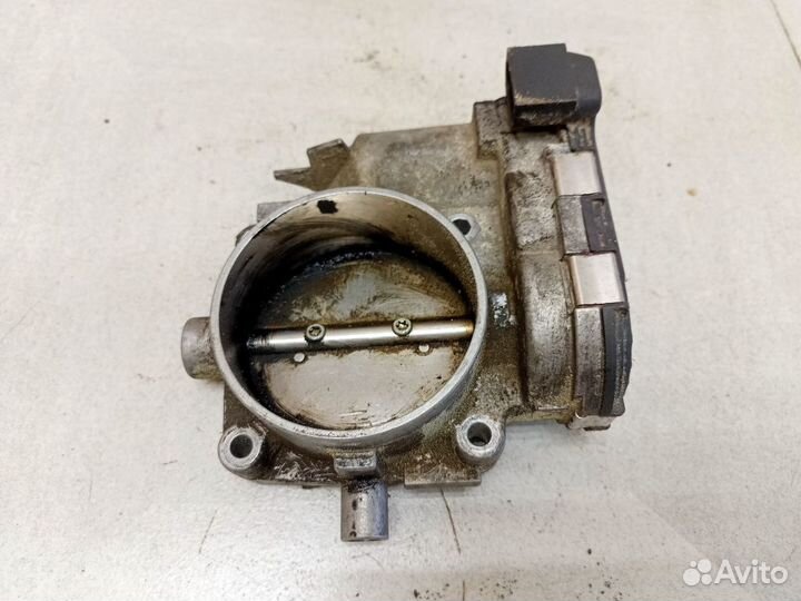 Дроссельная заслонка